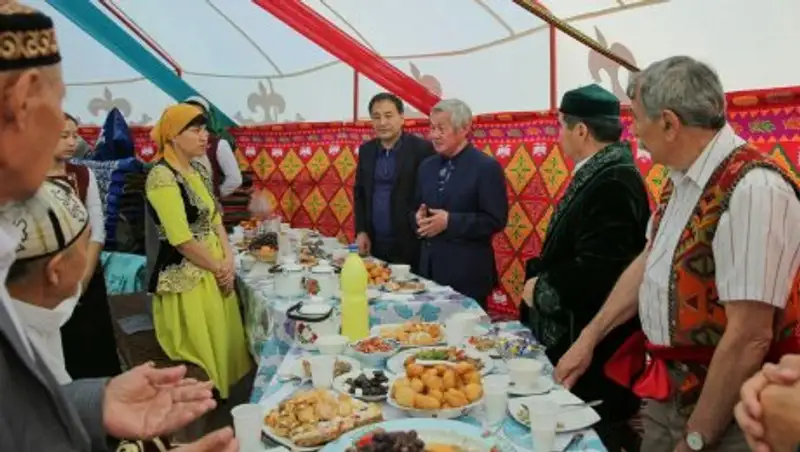 Более 5 тысяч актюбинцев приняли участие в праздничном айт намазе