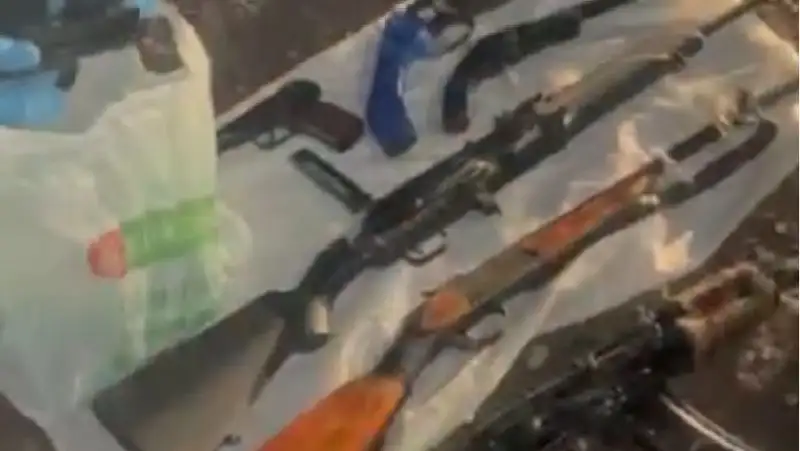 Патроны, гранаты и бронежилеты: очередной схрон с оружием обнаружили в Таразе