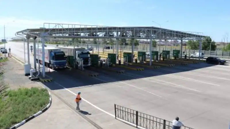 В Казахстане расширят категорию льготников, кто может не платить за проезд по платным дорогам