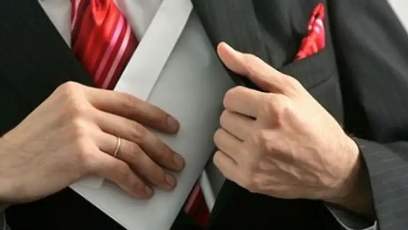 Названы регионы-лидеры по коррупционным преступлениям