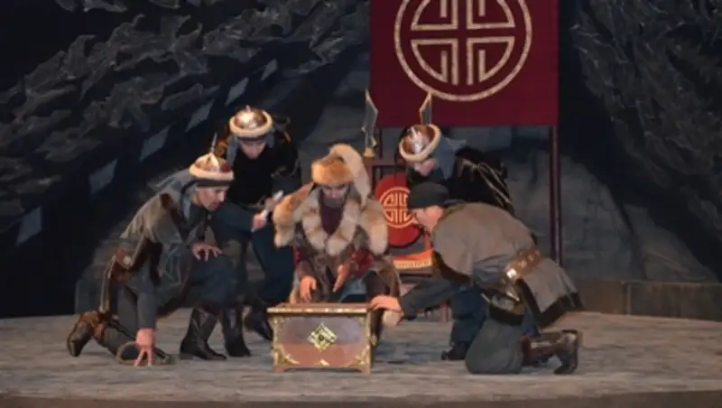 Акмолинский областной театр имени Ш.Кусаинова восторженно встретили в Алмате