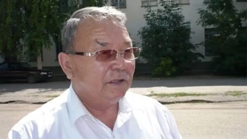 Бектурганов до недавнего времени являлся членом Коммунистической партии Казахстана