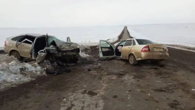 Лоб в лоб столкнулись две Lada Priora: трое человек погибли