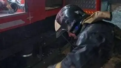 Вторые сутки горит мусорный полигон Уральска , фото - Новости Zakon.kz от 27.05.2023 04:26