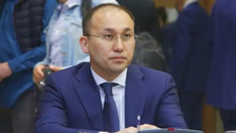 Окажем содействие – Абаев об инциденте с журналистами в Алматы