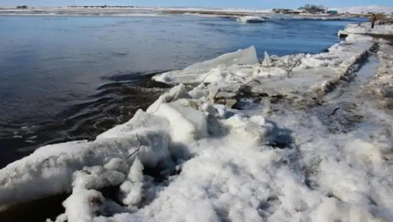 В Карагандинской области борются с паводками