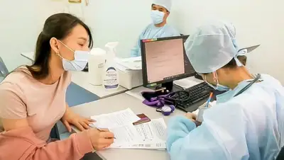 медработники, фото - Новости Zakon.kz от 22.04.2022 17:05