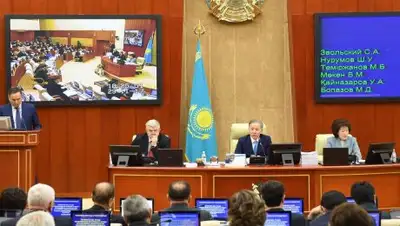 Фото: пресс-служба Мажилиса, фото - Новости Zakon.kz от 29.11.2017 10:59