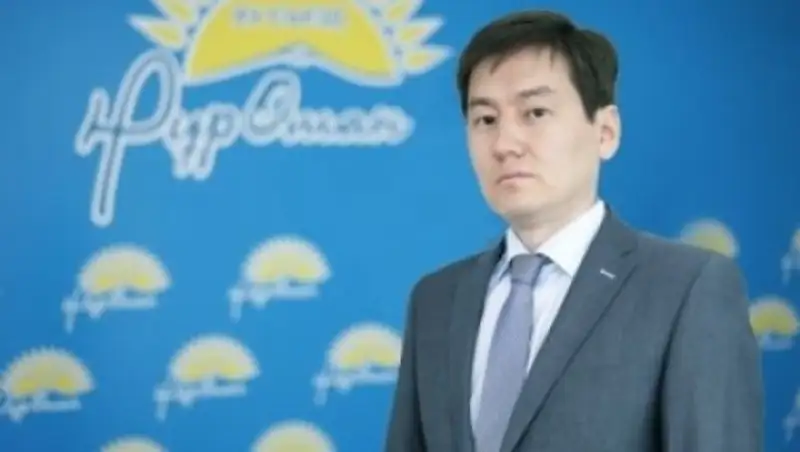 Руководителем центрального аппарата партии «Н&#1201;р Отан» назначен Жанат Кожахметов
