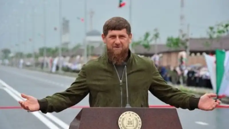 Кадыров снял вину с ИГ* за нападение на церковь