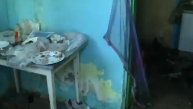 Алматыда кәмелетке толмаған екі бала адам шошырлық жағдайда өмір сүріп жатыр 