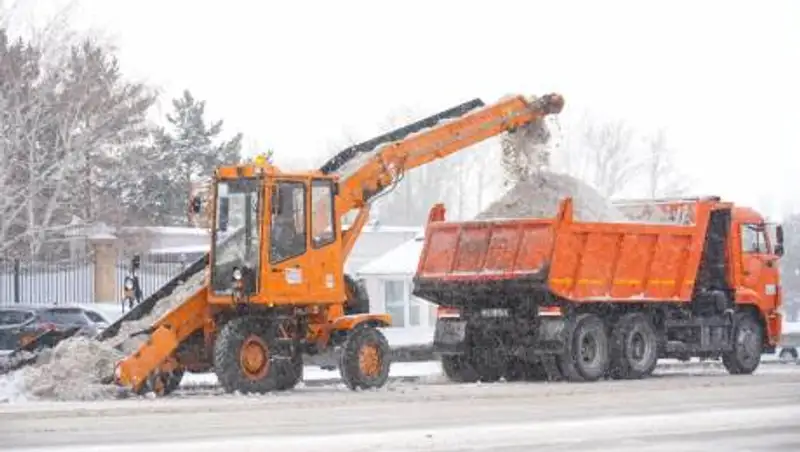 Больше месячной нормы осадков выпало за сутки в Нур-Султане