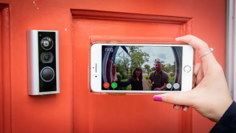 Подглядывали за клиентами – компания видеонаблюдения уволила любопытных сотрудников