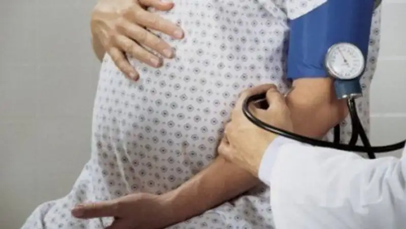 Прокуратура Жанаозена назначила проверку после инцидента с женщиной с мертвым плодом