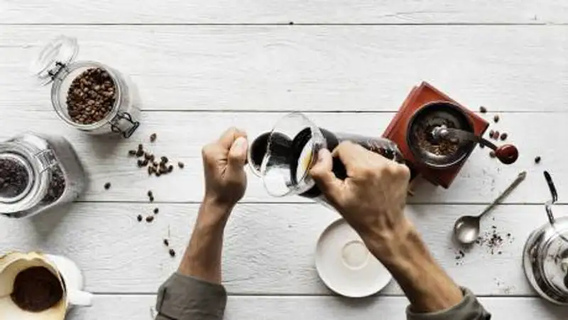 Как кофе влияет на работу мозга, рассказали ученые