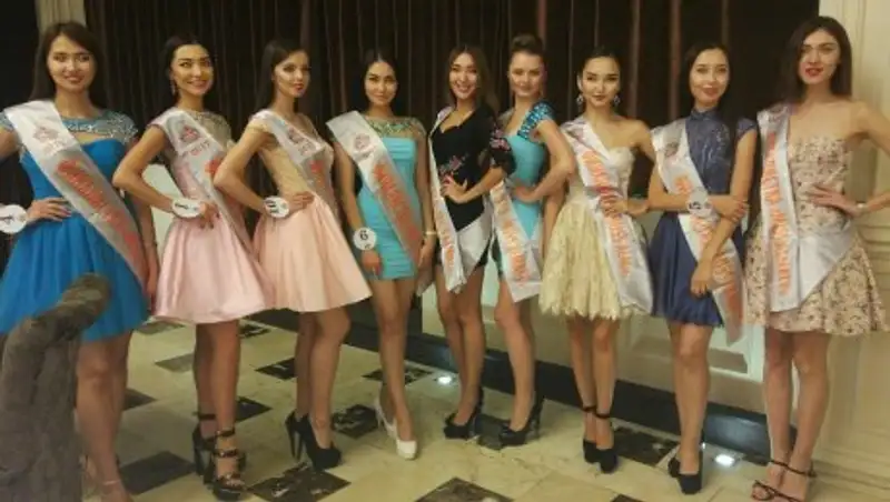 Жетілген әйелдермен ретро порно және сюжетті қараңыз