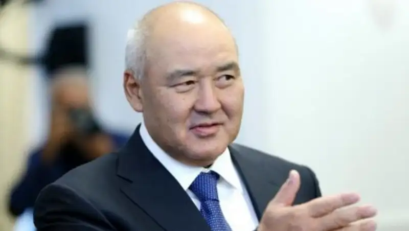 Умирзак Шукеев стал акимом Туркестанской области