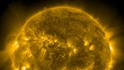 На Солнце произошли три мощные вспышки класса М, фото - Новости Zakon.kz от 17.07.2023 02:55