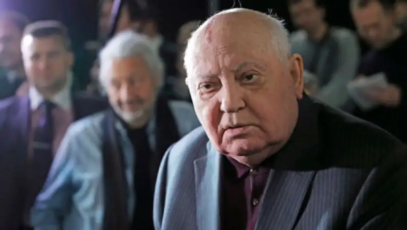 Горбачев обвинил Запад в присвоении победы в холодной войне