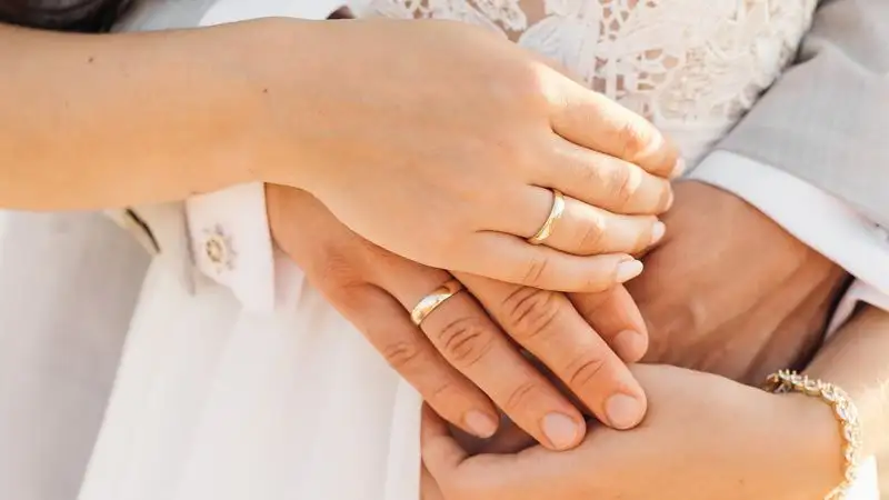 В Казахстане стали меньше жениться и разводиться