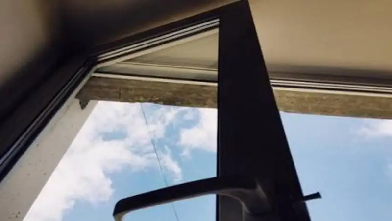 В столице мужчина пытался свести счеты с жизнью