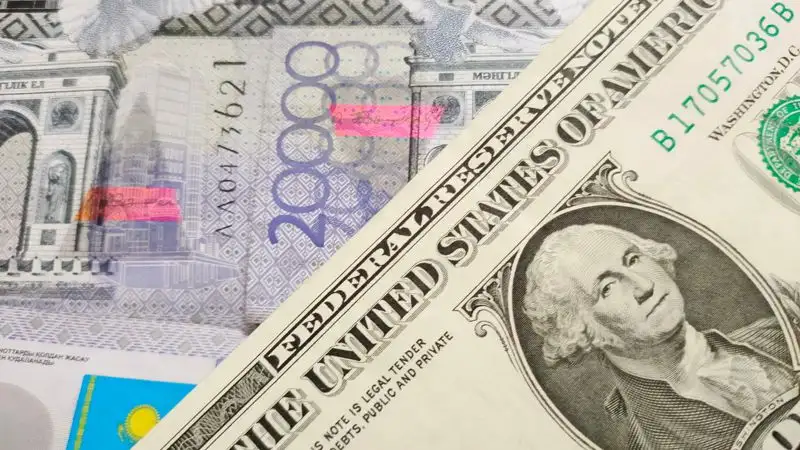 Замначальника таможенного поста в Мангистау приговорили к штрафу за взятки