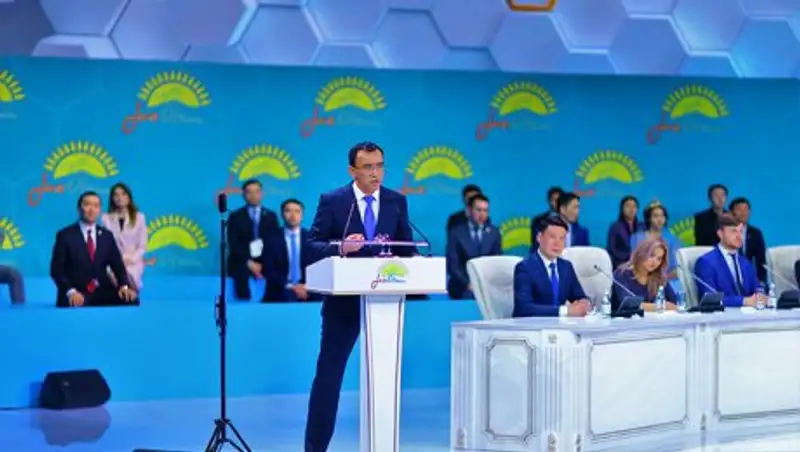 "Жас Отан" – это территория творчества и креатива – Маулен Ашимбаев