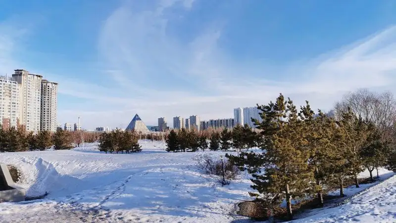 В Нур-Султане ужесточили карантинные меры