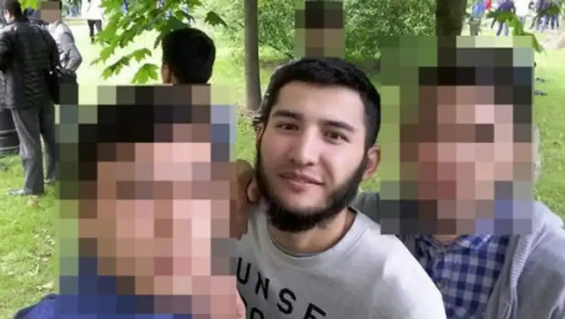 История смертника из петербургского метро: завербовали случайно и стремительно