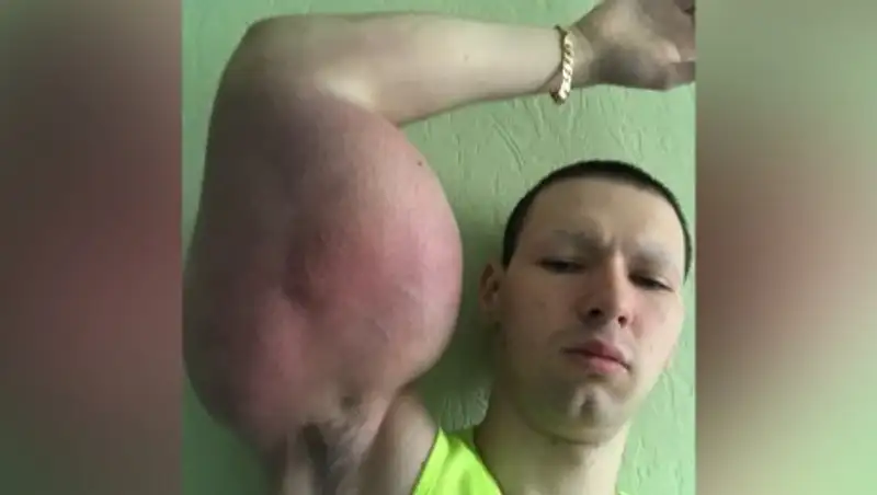 "Руки-базуки" удалил страницу во "ВКонтакте", попрощавшись с подписчиками