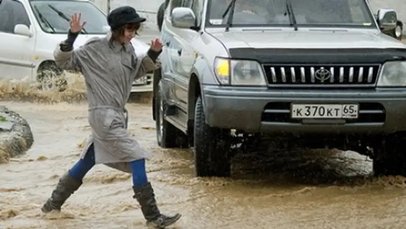 Тайфун «Талим» оставил Сахалин без паромной связи с материком