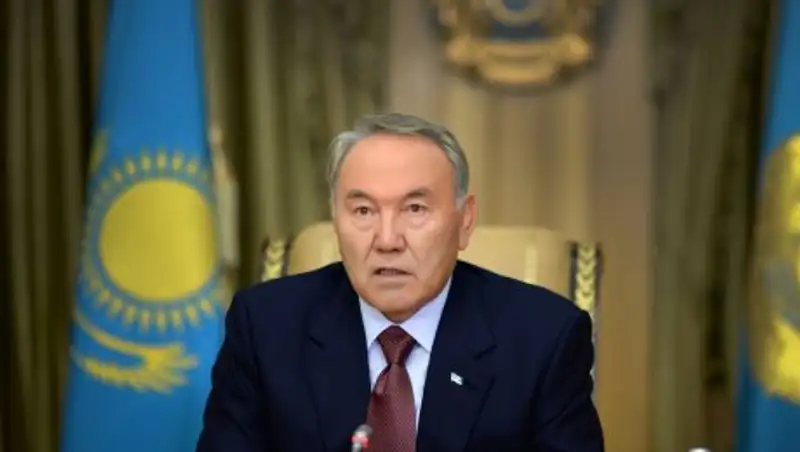 Нурсултан Назарбаев присудил премию королю Иордании