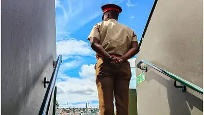 Теннис Драка секьюрити, фото - Новости Zakon.kz от 07.07.2022 14:47