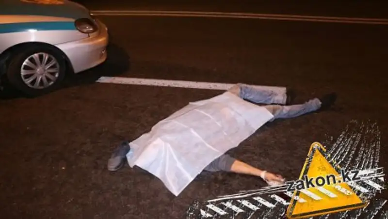 Водитель Camry в Алматы насмерть сбил пешехода и уехал