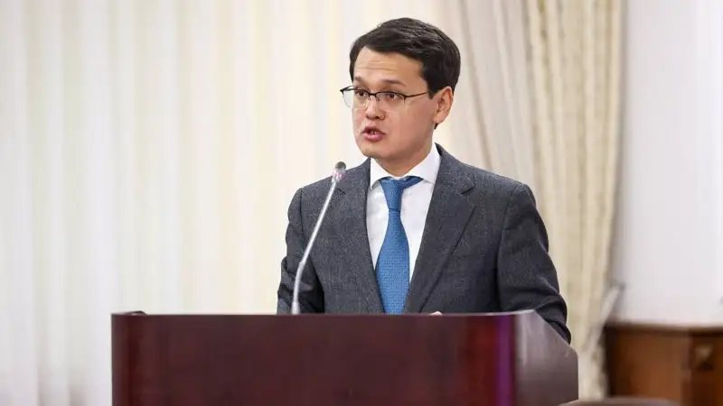 "Стал героем мема" – Мусин о зависшей трансляции на заседании правительства