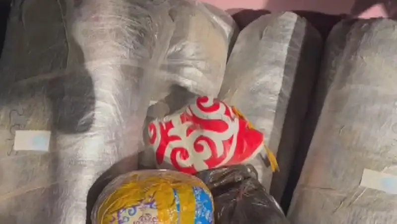 Крупную партию наркотиков изъяли в ходе спецоперации в Караганде