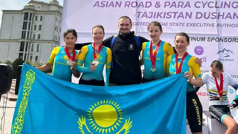 Казахстанские велогонщицы заняли второе место на Чемпионате Азии