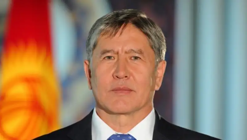 Президент Киргизии прибыл в Санкт-Петербург на встречу с Владимиром Путиным