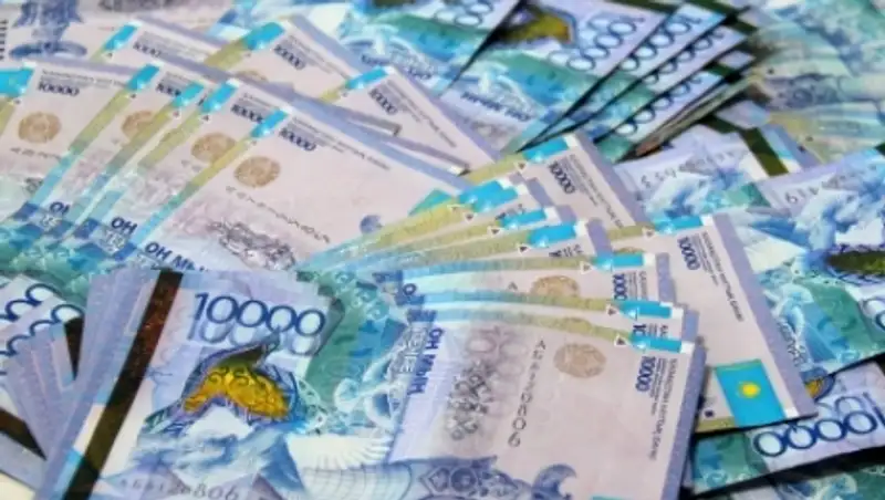 Телефонный мошенник, находясь в заключении, выманил у жителей ВКО три миллиона тенге