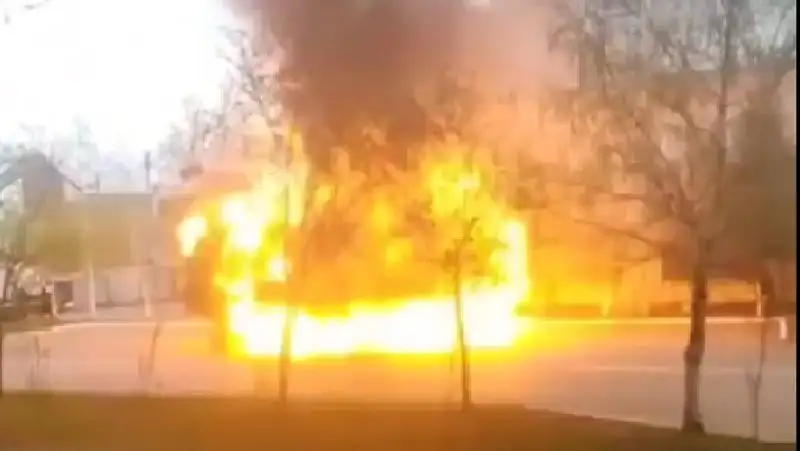 Взрыв автомобиля в Петропавловске попал на видео