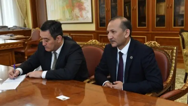 Аким Алматы встретился с Чрезвычайным и Полномочным Послом Республики Узбекистан