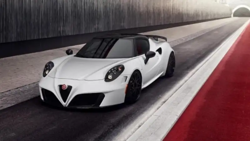 Ограниченная серию Alfa Romeo 4C от Pogea Racing 