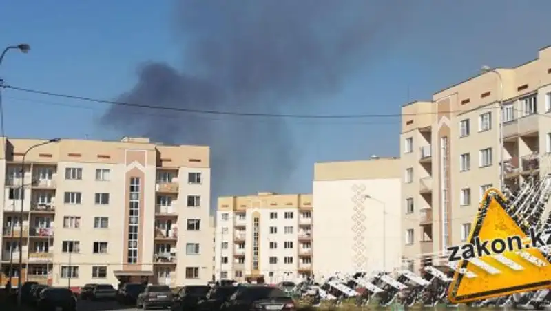 Крупный пожар в Алматы пытаются потушить третий час
