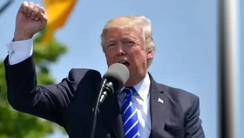Трамп запретил республиканцам использовать его имя для сбора средств