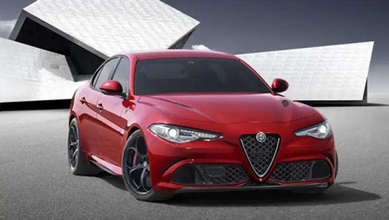 Alfa Romeo представила 510-сильный седан Giulia