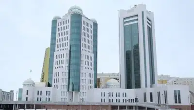 parlam.kz, фото - Новости Zakon.kz от 21.02.2018 14:50