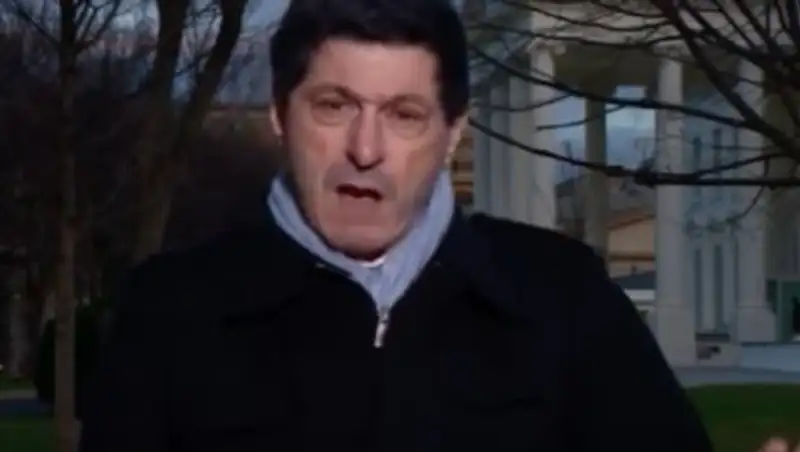 Зрителей Би-би-си удивили руки одного из репортеров