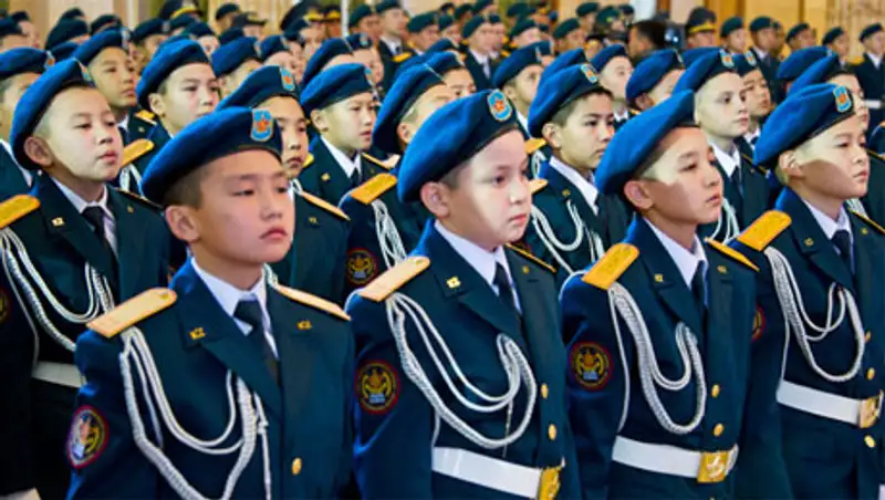 В Астане отметили 15-летие Республиканской школы «Жас Улан»