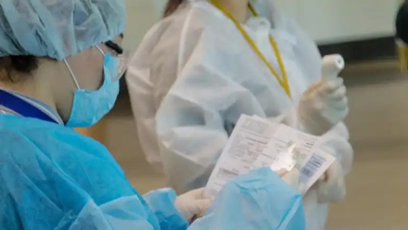 Главврач показал работу столичной больницы