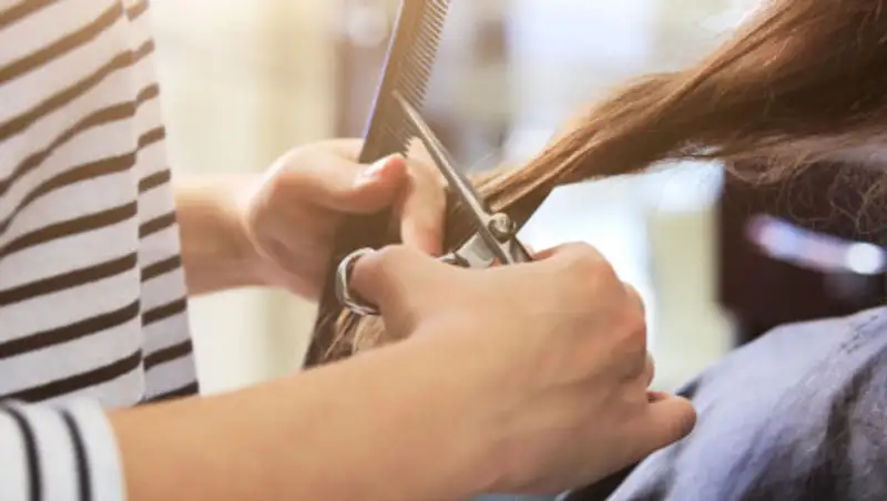 Названа причина смерти казахстанского стилиста в Москве